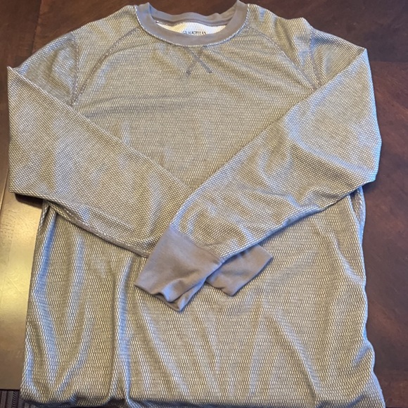 Magellan outdoors XL insulated underwear top and bottom - Picture 3 of 4